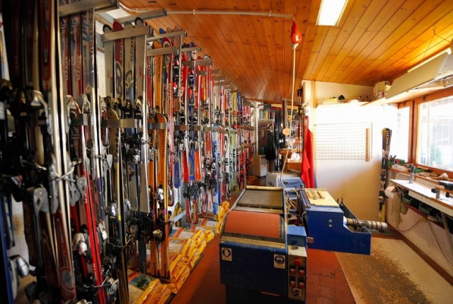 Polsa Snowboard Center 